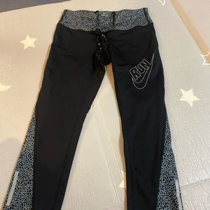 Nike leggings